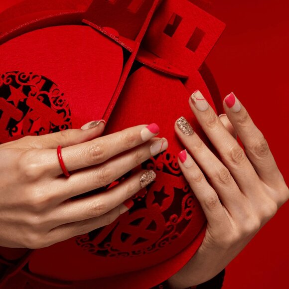 Kiss Voguish Fantasy Short Length Nails - A New Year - Picture 2 of 5